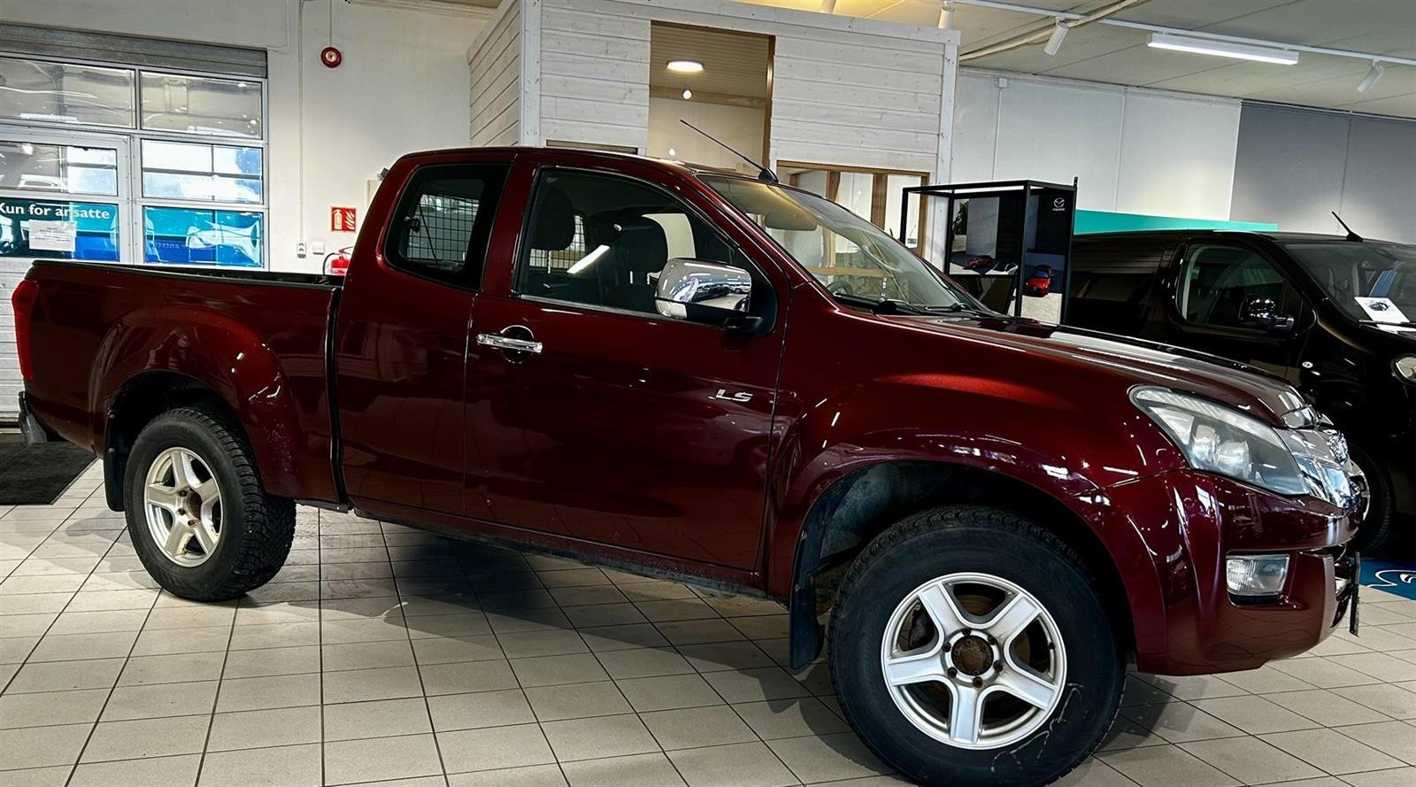 Isuzu D-max 2.5 DMAX 4X4/Hengerfeste 2