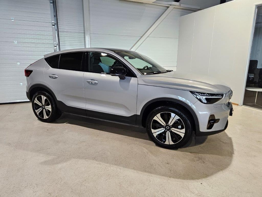 Volvo C40 Recharge Twin 408hk AWD Utimate hengerfeste," pano++ 2