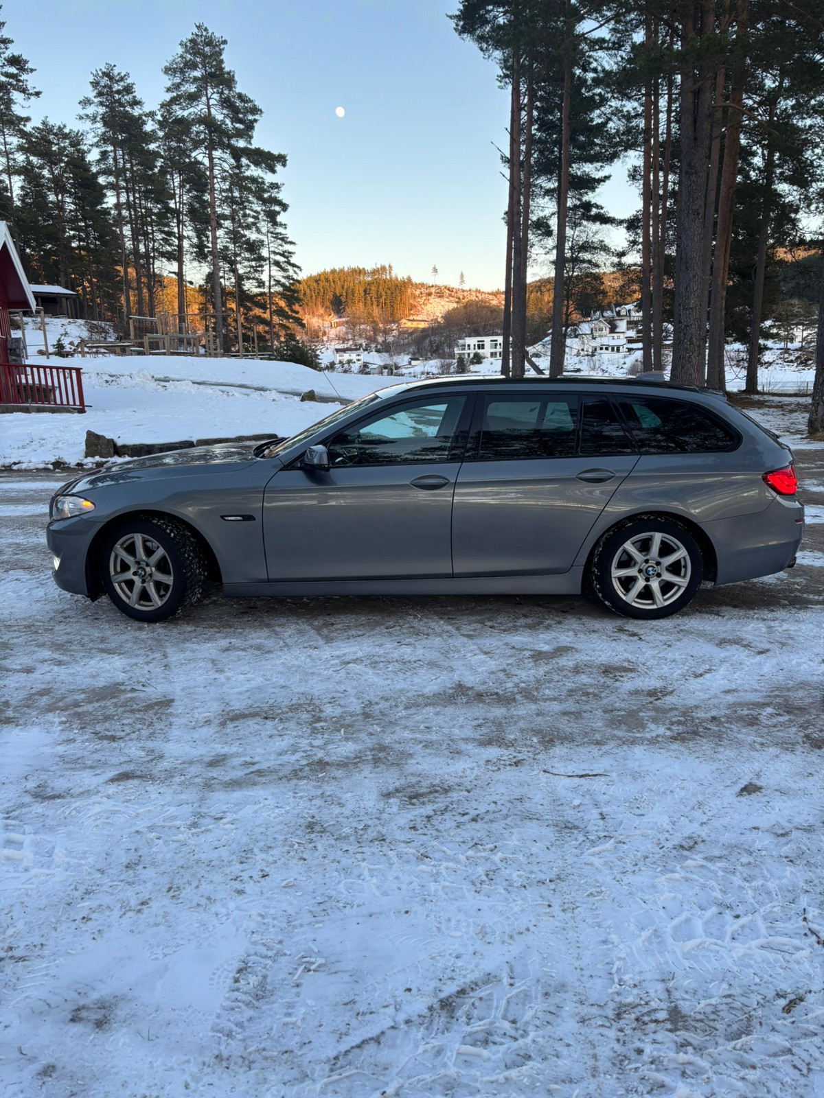 BMW 5-serie Touring 218hk Automat 2
