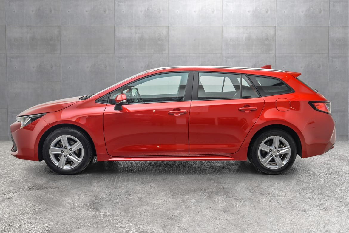 Toyota Corolla Touring Sports Hybrid 1.8 Bensin Automatgir Active 2