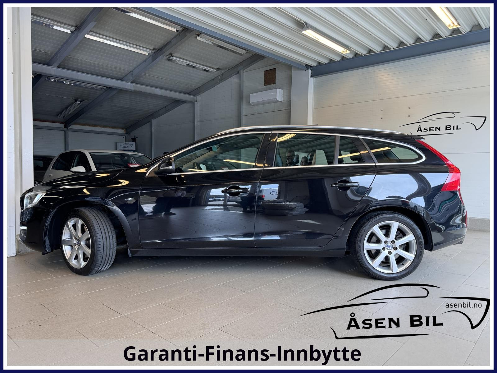 Volvo V60 2.0D-120HK-AUT-SUMMUM*WEBASTO*VOC*KAM*P.SENSOR*SKINN*BT