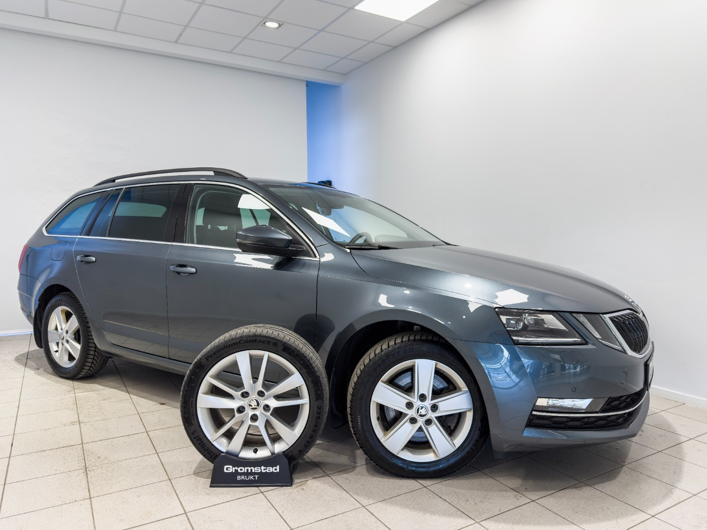 Skoda Octavia Style 2.0TDI 184hk 4x4 DSG - R.kam/Navi/Canton/H.feste 2