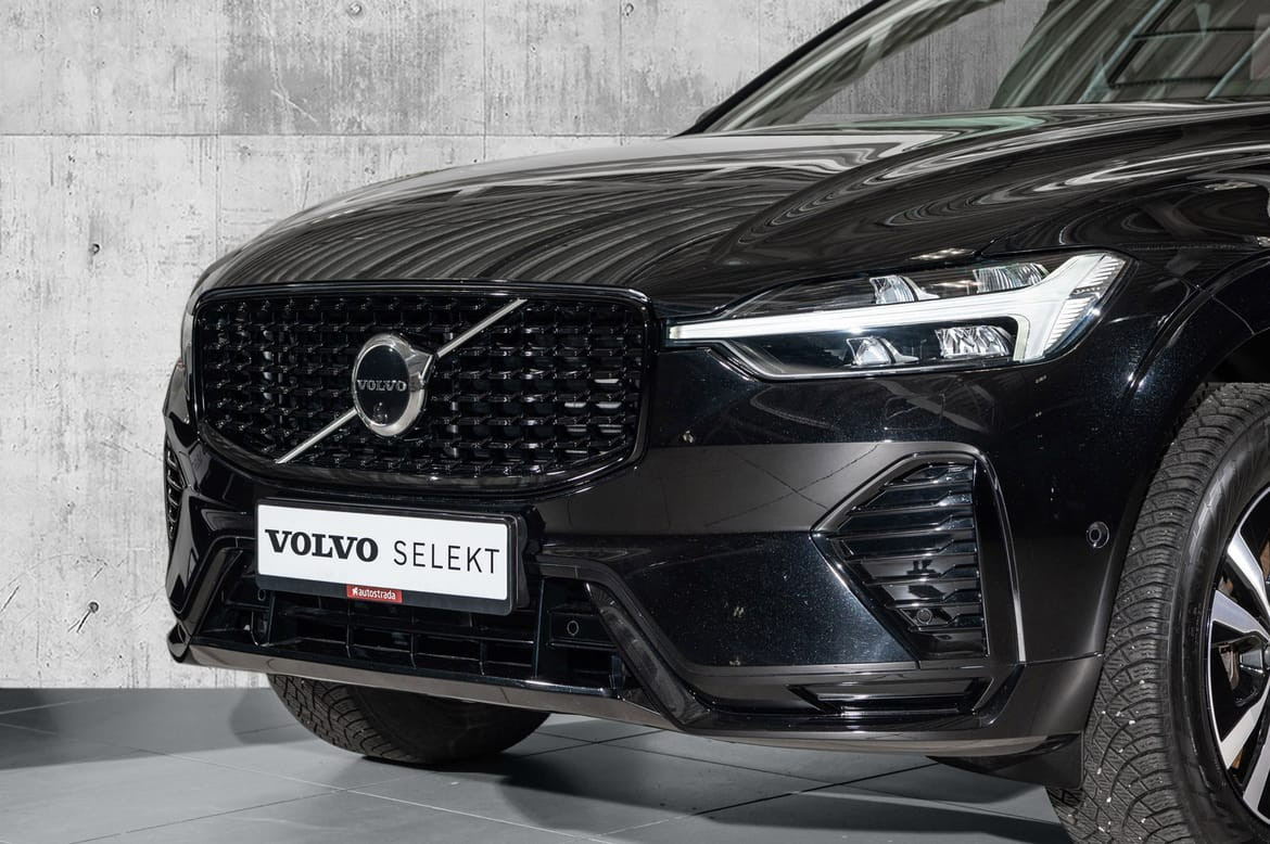 Volvo XC60 T6II 360 KAMERA/KROK/H&K/MØRKE RUTER 2