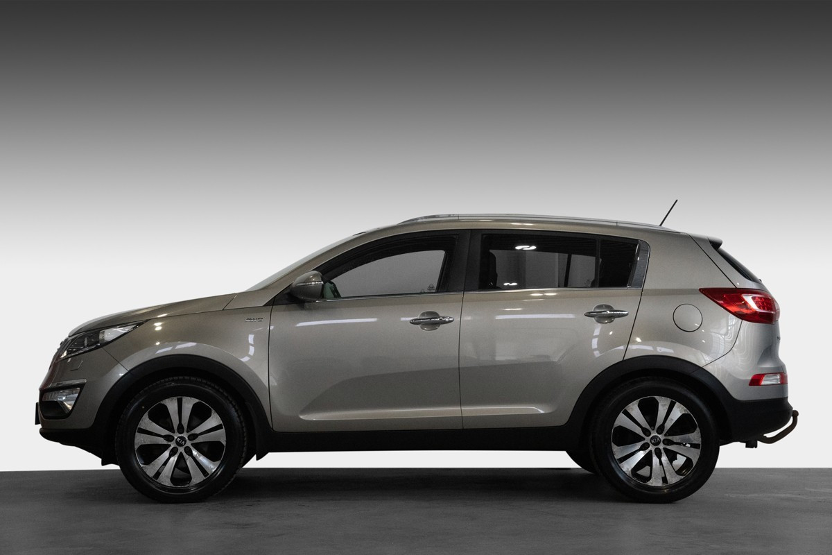 Kia Sportage 2.0 CRDi 136HK AWD / EXCLUSIVE / SKINN / NAVI / KROK 3