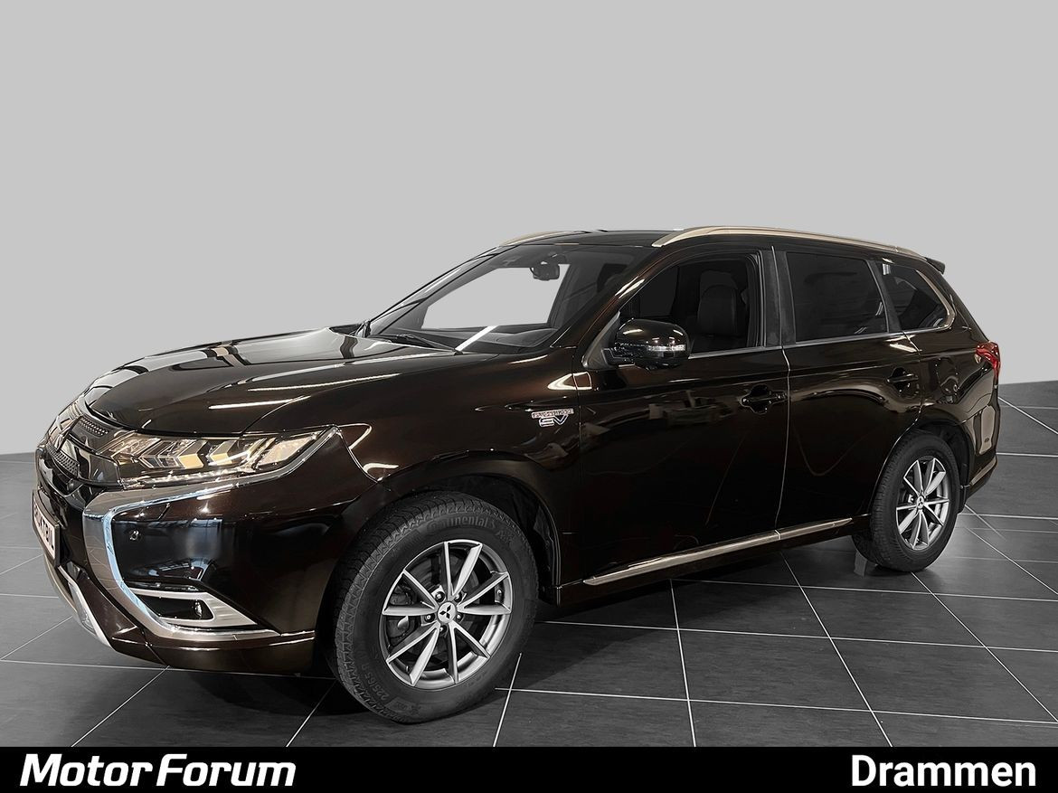 Mitsubishi Outlander Instyle+ m/ hengerfeste