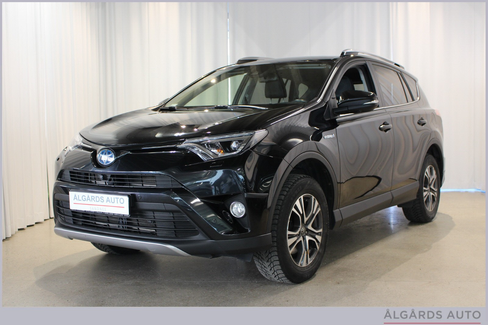 Toyota RAV4 Hybrid AWD Executive SKINN-KROK-NAVI-360 KAMERA-CRUISE