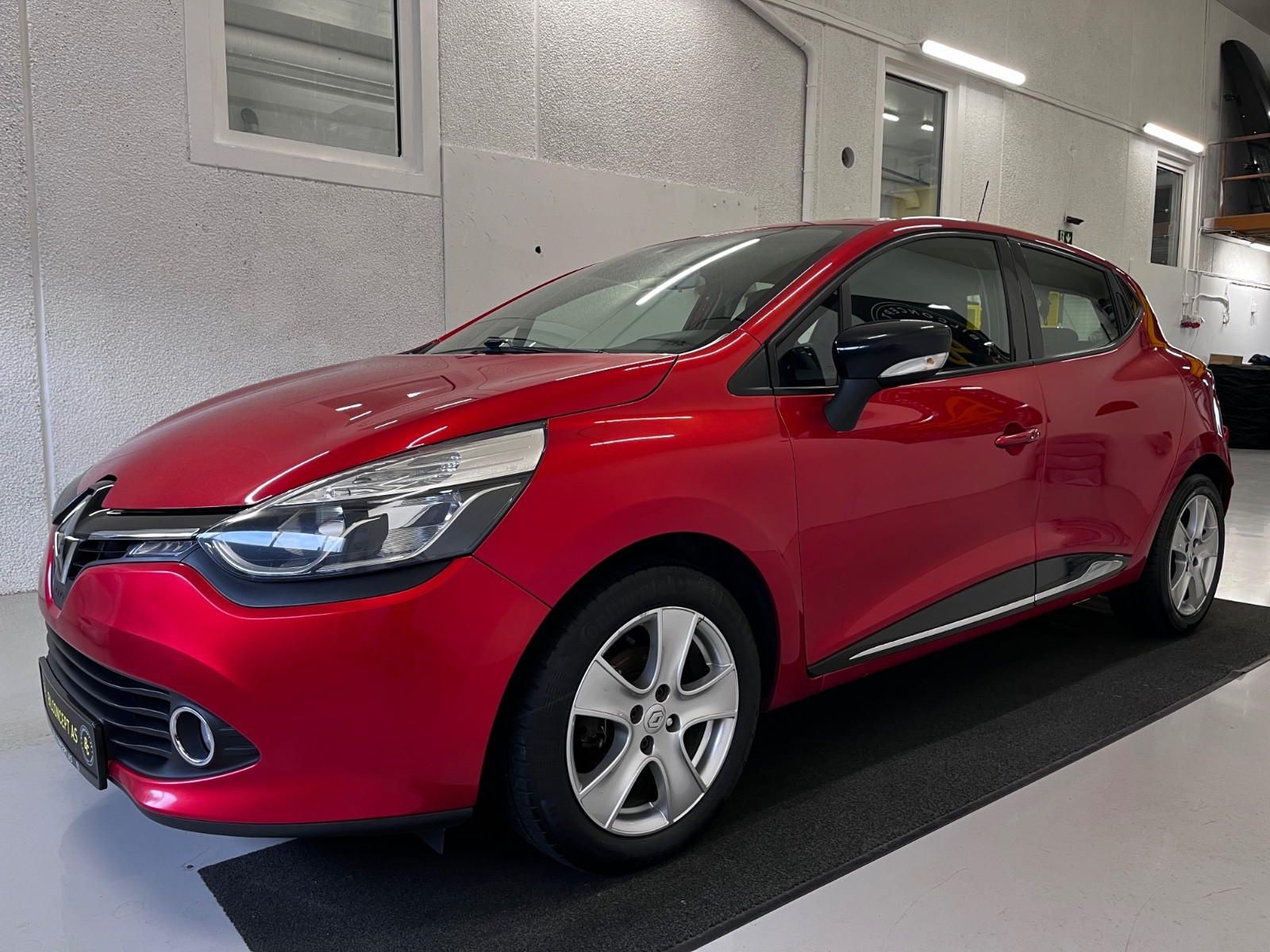 Renault Clio TCE Bensin 90HK/Cruise/Navigasjon/Dab/Isofix/NY EU 3