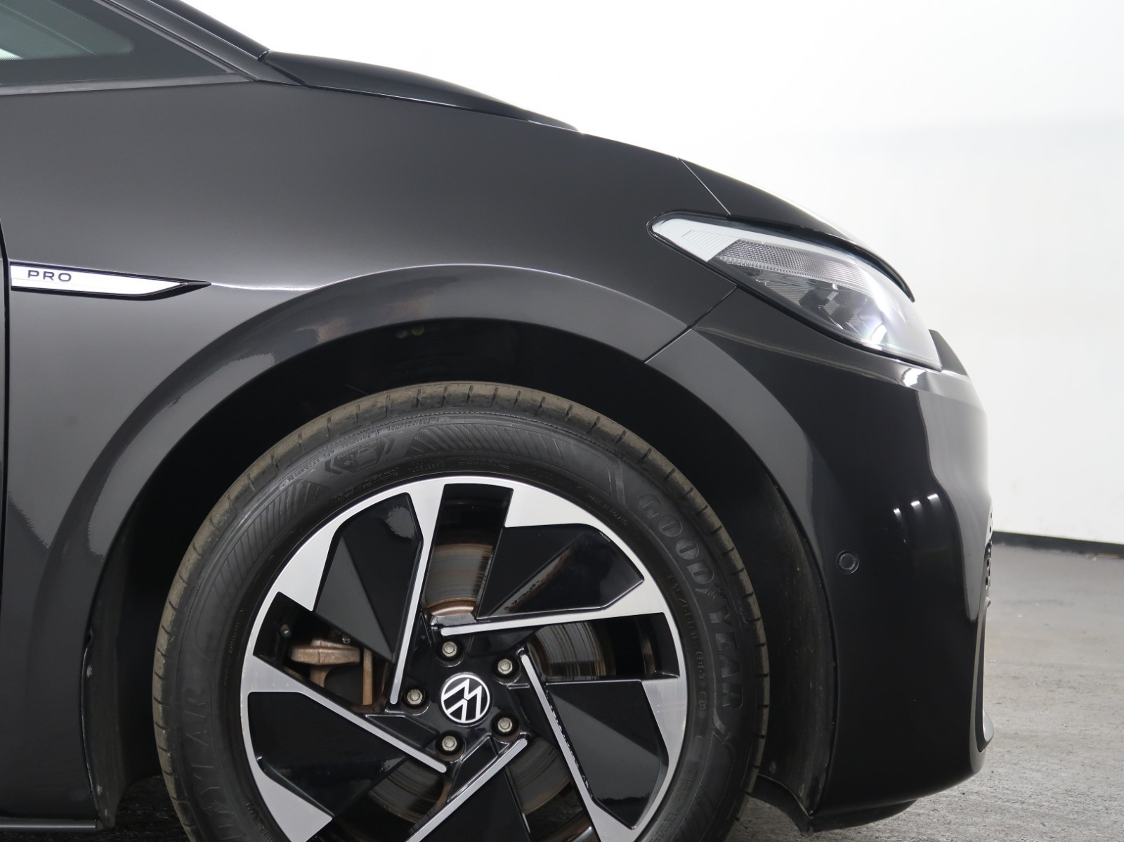 Volkswagen ID.3 PRO LIMITED 204HK 422WLTP /KAMERA/KEYLESS/ACC/LED/APP++ 2