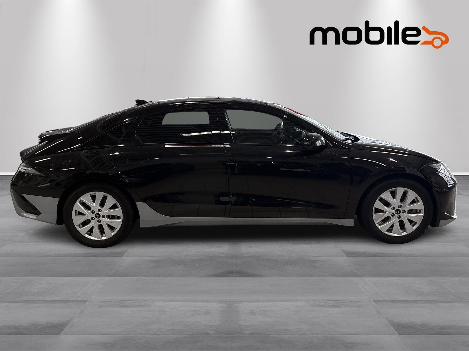Hyundai Ioniq 6 Long Range RWD Premium 2