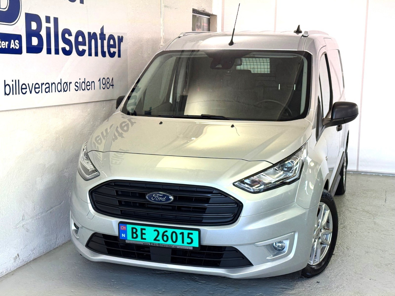 Ford Transit Connect 230/L1/120Hk/Proff+/Aut/Xenon/3seter/2Skyvedøre/Krok 2