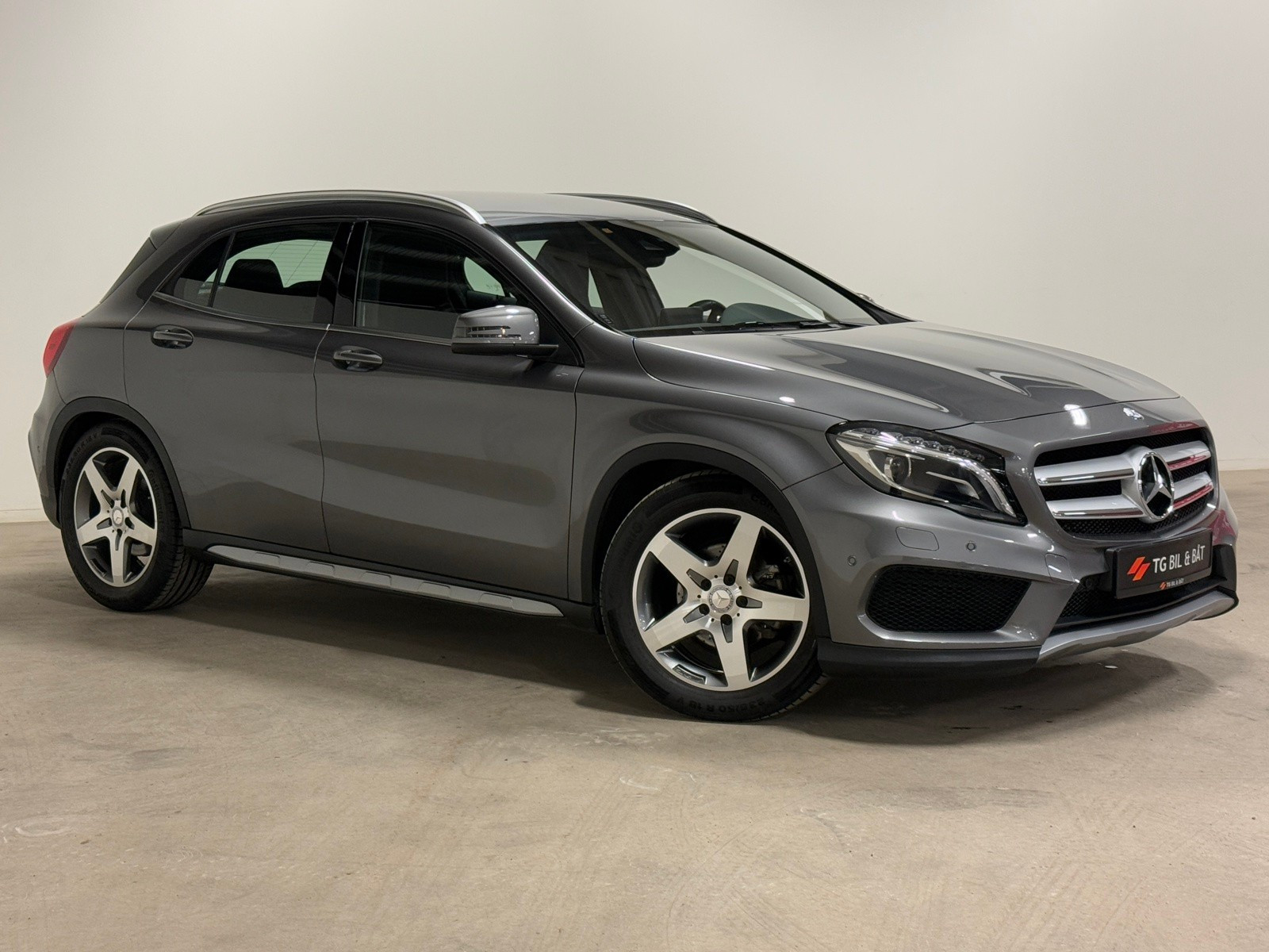 Mercedes-Benz GLA 180 7G Aut ///AMG - XENON/CRUISE/DAB RADIO/RYGGE/KROK++ 3
