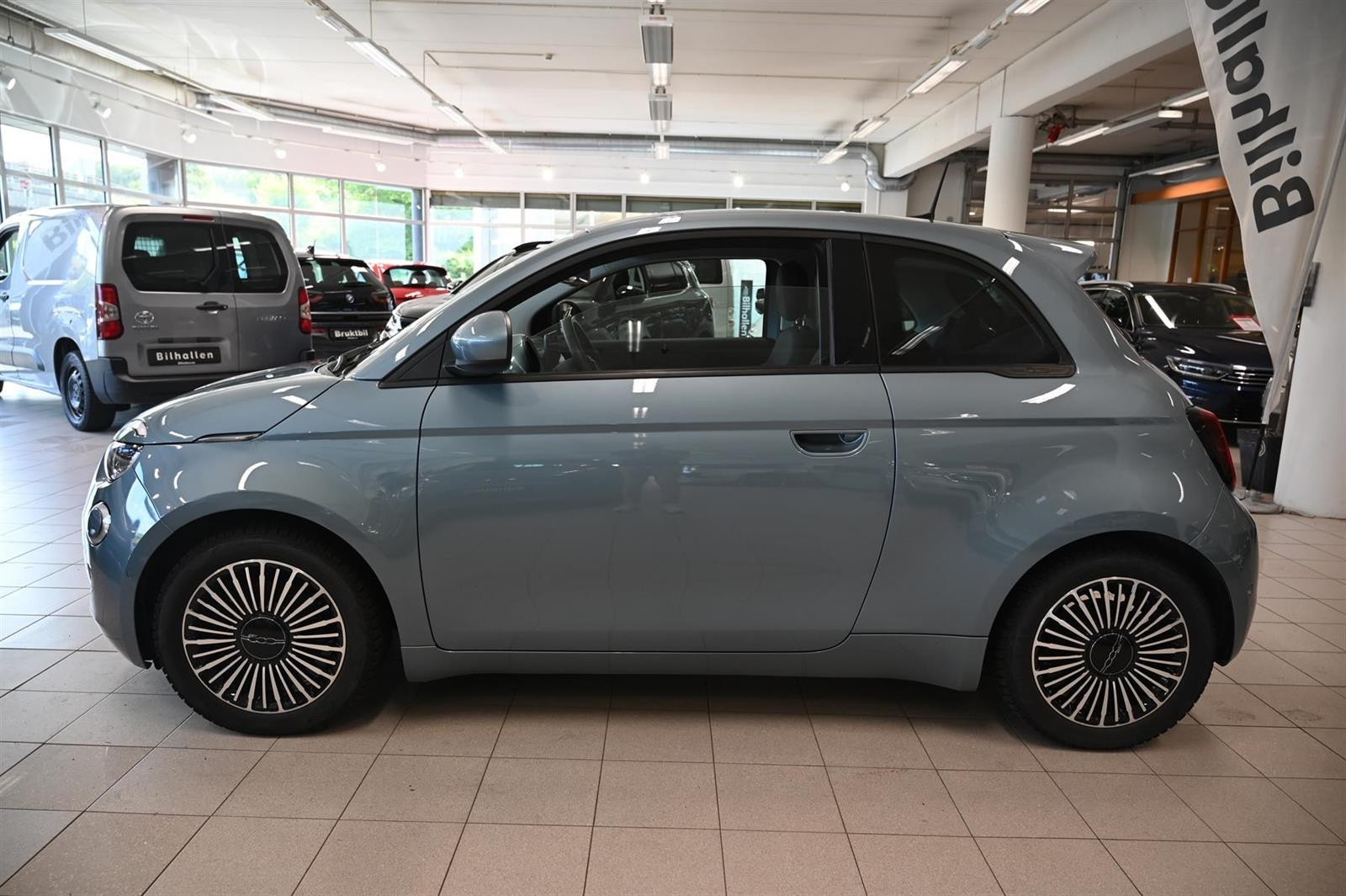 Fiat 500 Elektrisk ICON - Norsk 320 km WLTP 2
