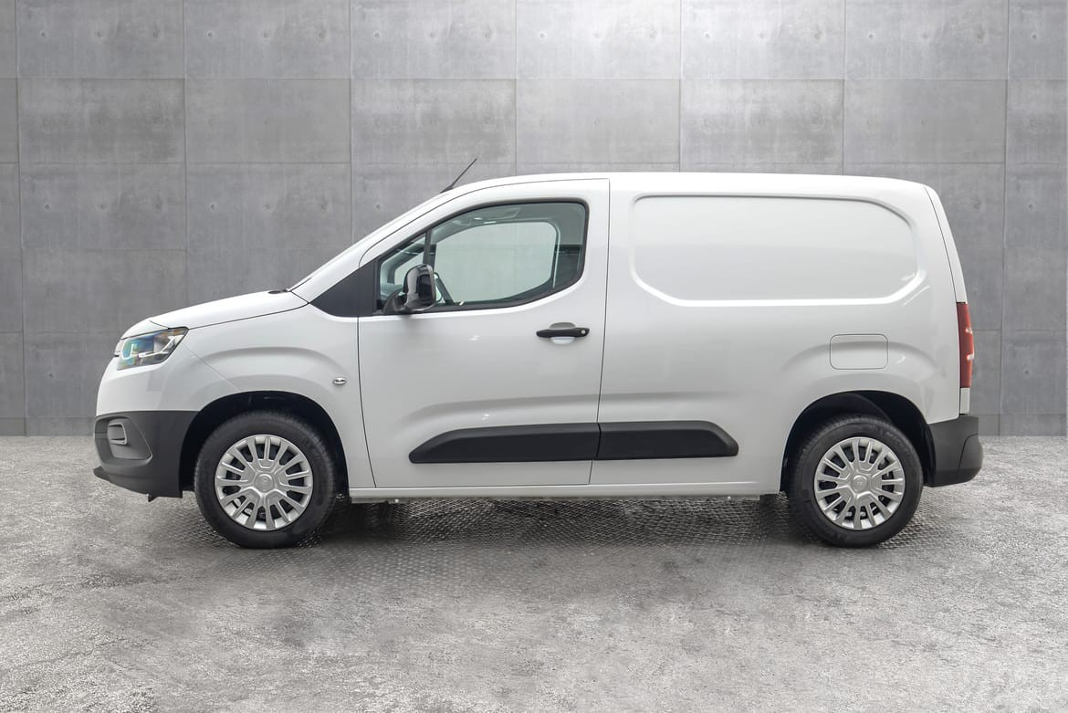 Toyota Proace City Kort L1 1.5 Diesel 100 Manuell 6 gir Basic 2