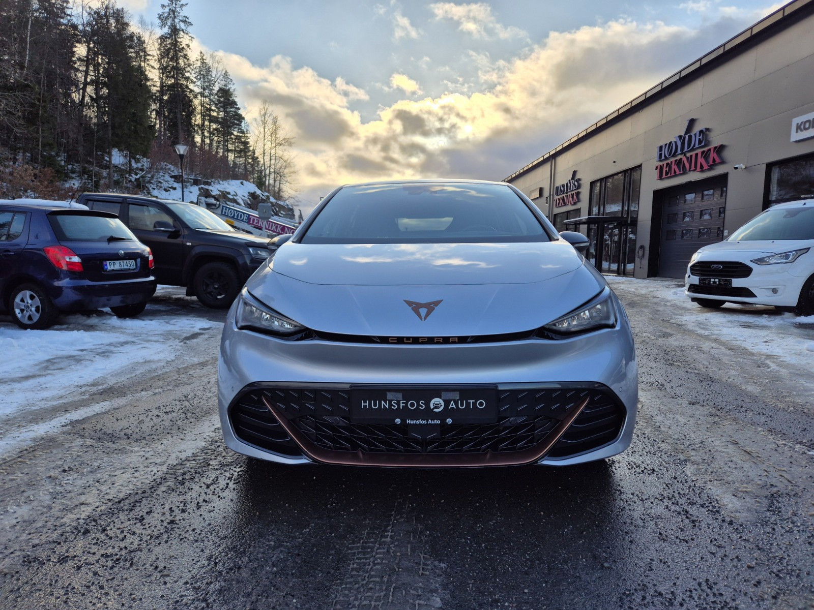 Cupra Born 424WLTP-Bøtteseter-R.Kam-Keyless-Navi-Carplay-ACC-Norsk 2