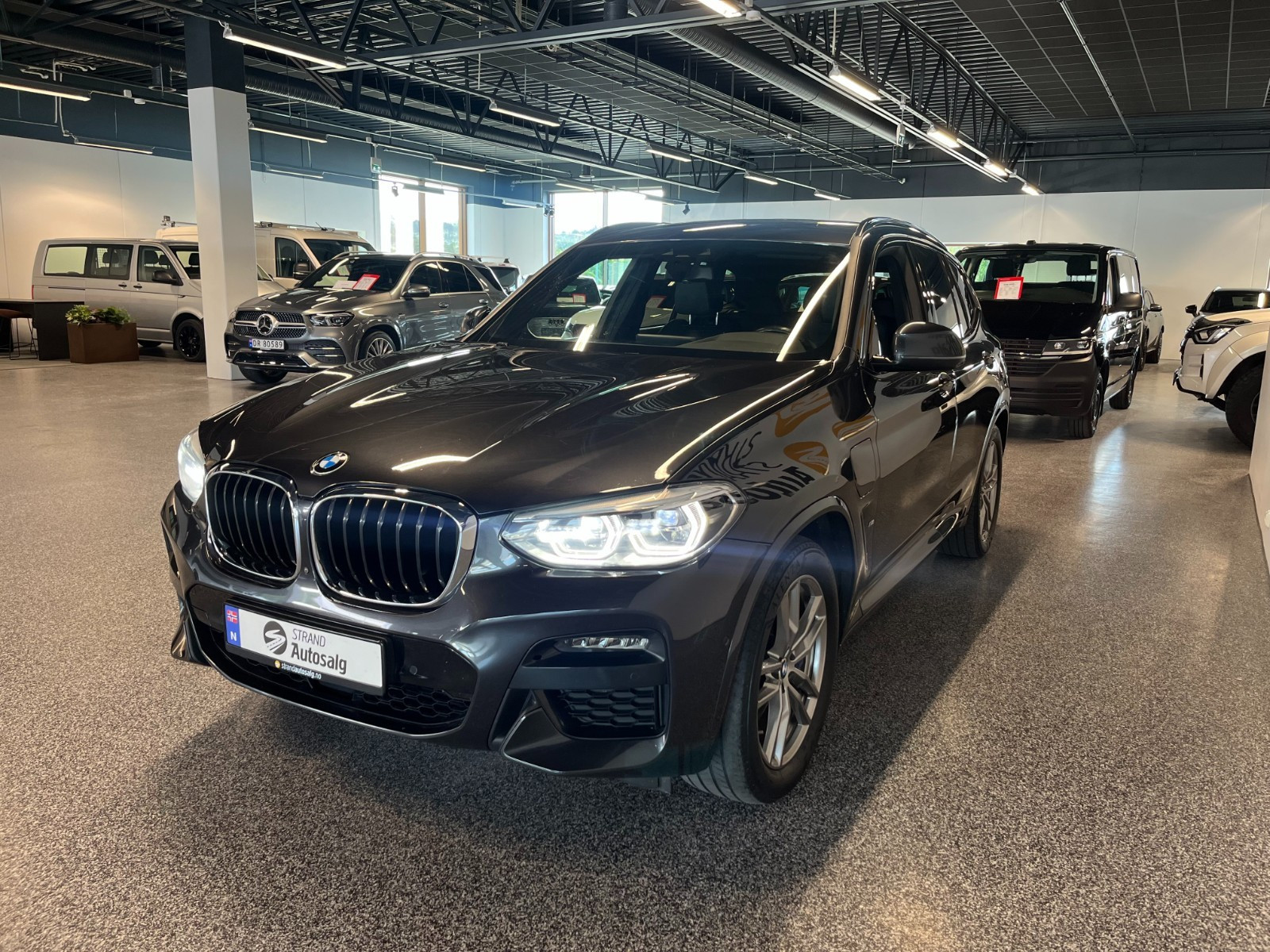 BMW X3 xDrive30e 292hk M Sport AdaptivCruise Skinn Nybilgarant 3