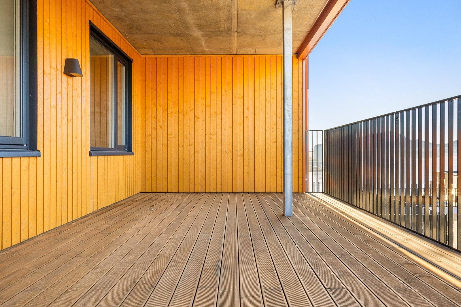 B-702-8 Galleribilde