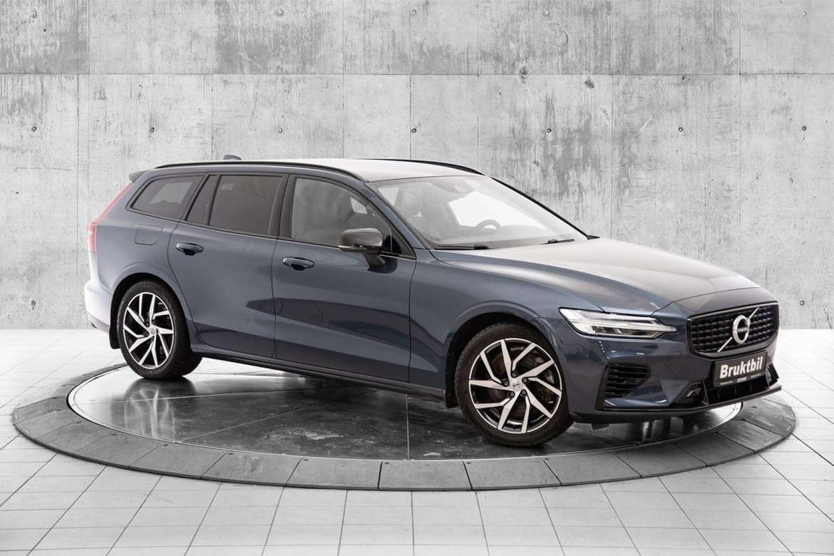 Volvo V60 Recharge T8 R-Design SEMI.EL.HF|KLIMA.PK|H&K|19"|NAPPA