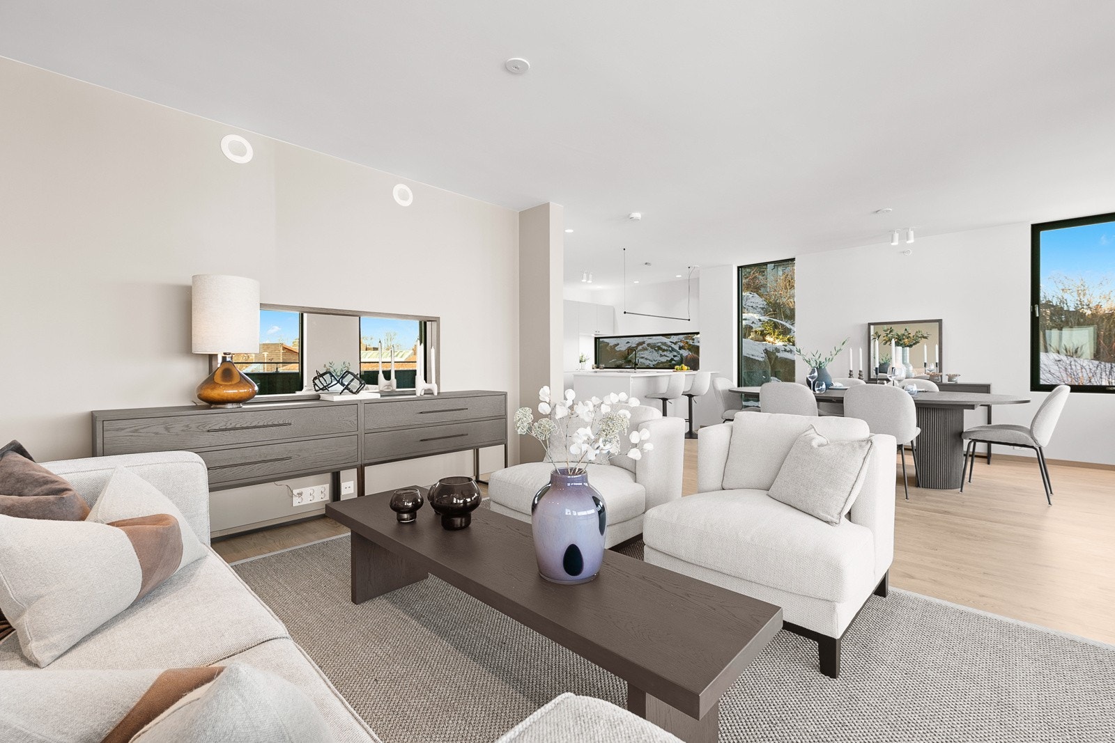 Det er lagt stor vekt på bokomfort som vannbåren gulvvarme i de fleste rom Galleribilde