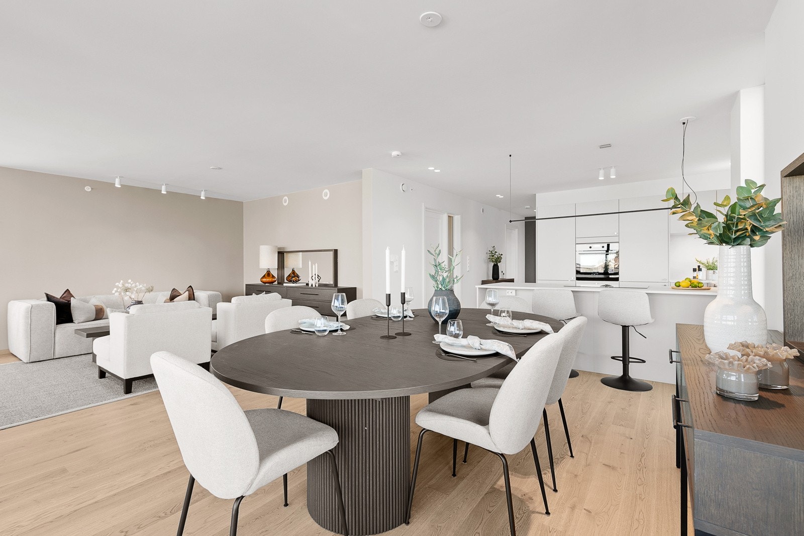 Dette er en fantastisk leilighet - Fargevalget harmoniserer med valg av lyskilder i hvert enkelt rom Galleribilde