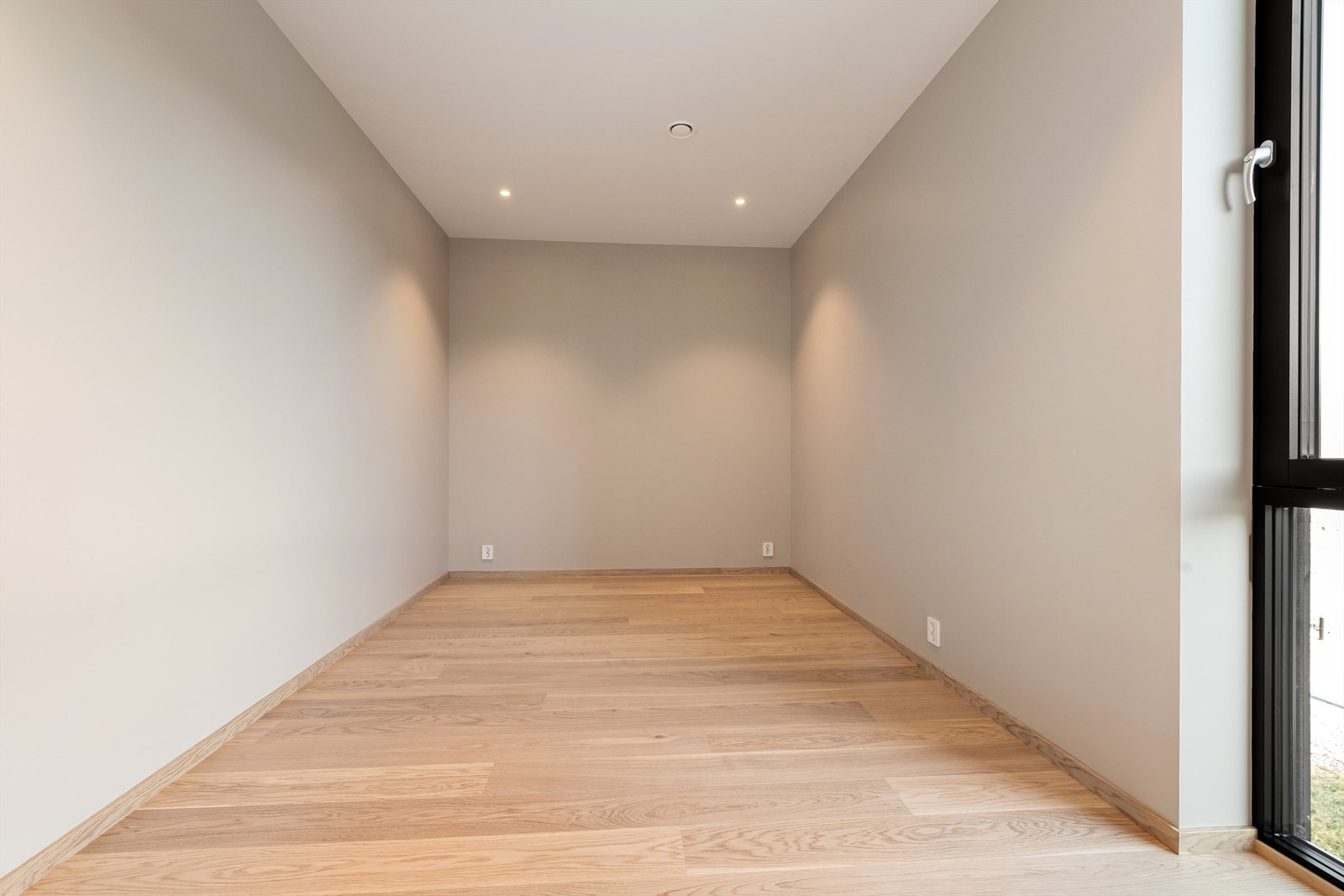 Soverom 1/tv-stue 2. etasje Galleribilde