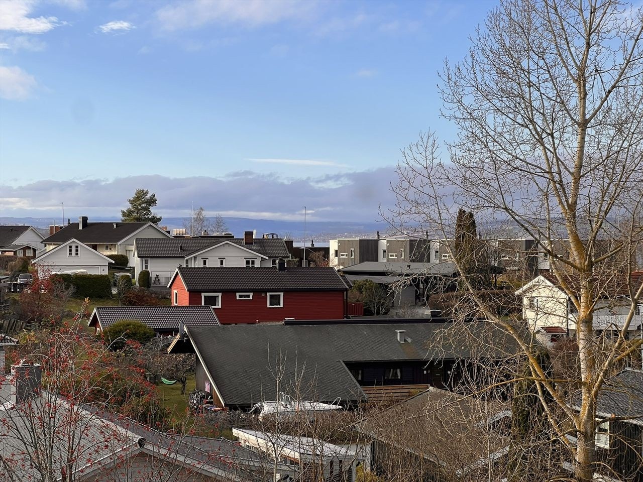 Utsikt fra aktuell leilighet. Galleribilde