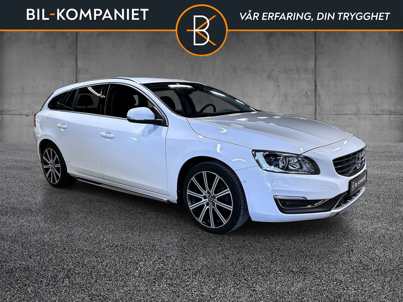 Volvo V60 2.0 D2 120hk AT Summum | Kamera | VOC | EU 01/27 2
