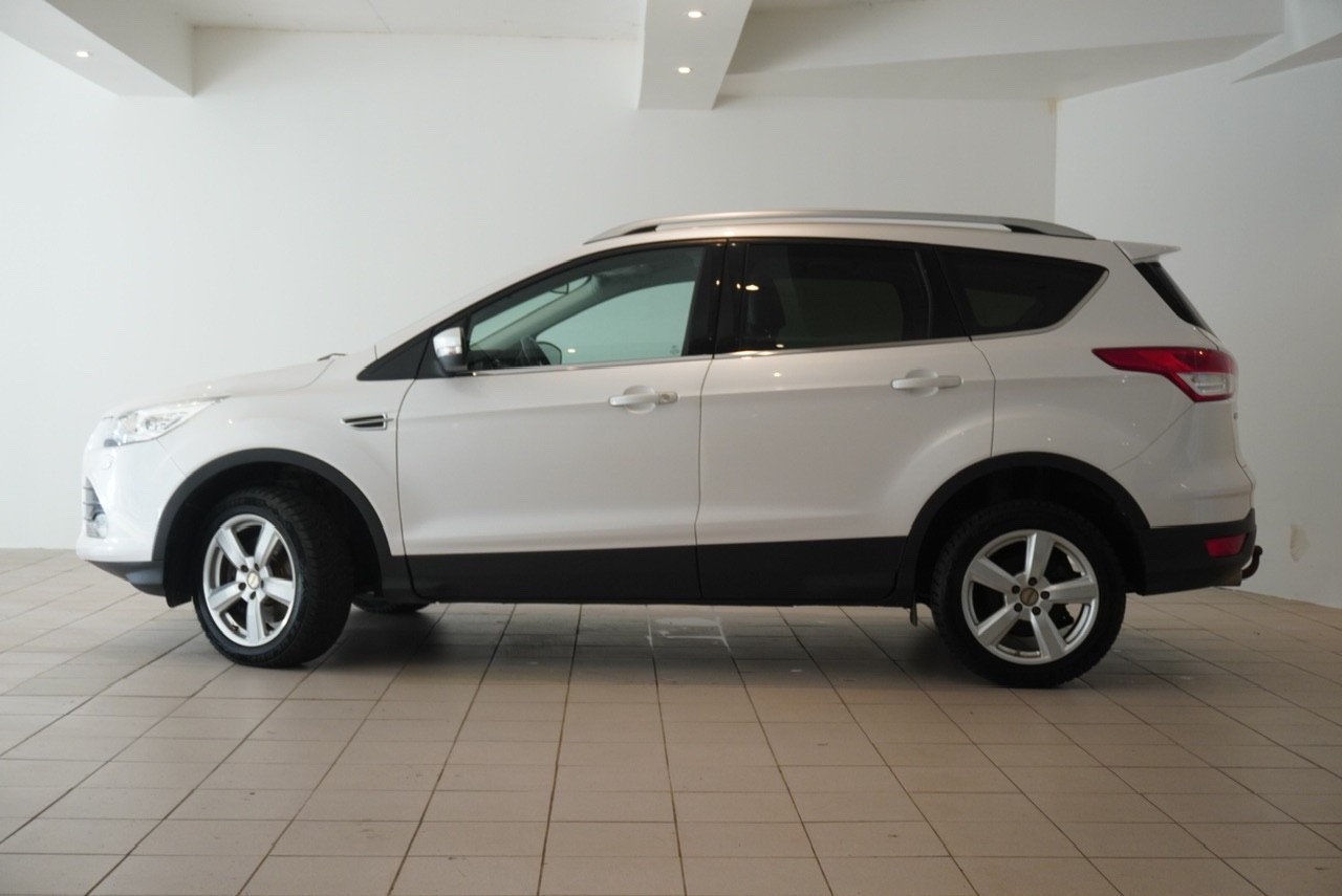 Ford Kuga 2.0TDCI 150HK AWD| CRUISE| KROK| EU 27| FABRIKKNY GIR 2