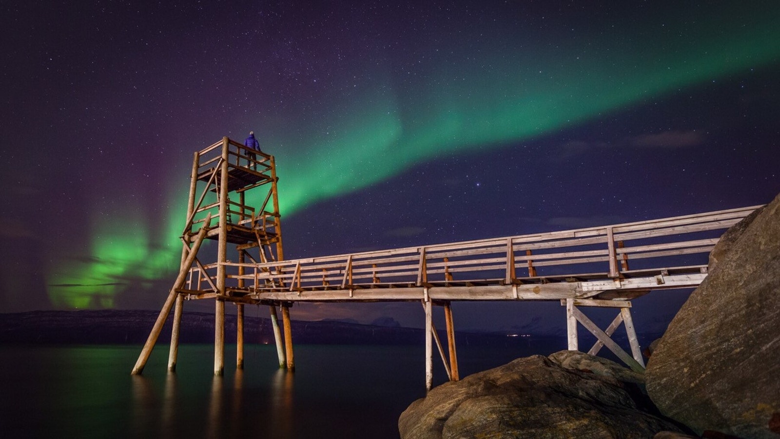 Fra Vannkanten er det kort vei til Ornesvika Galleribilde