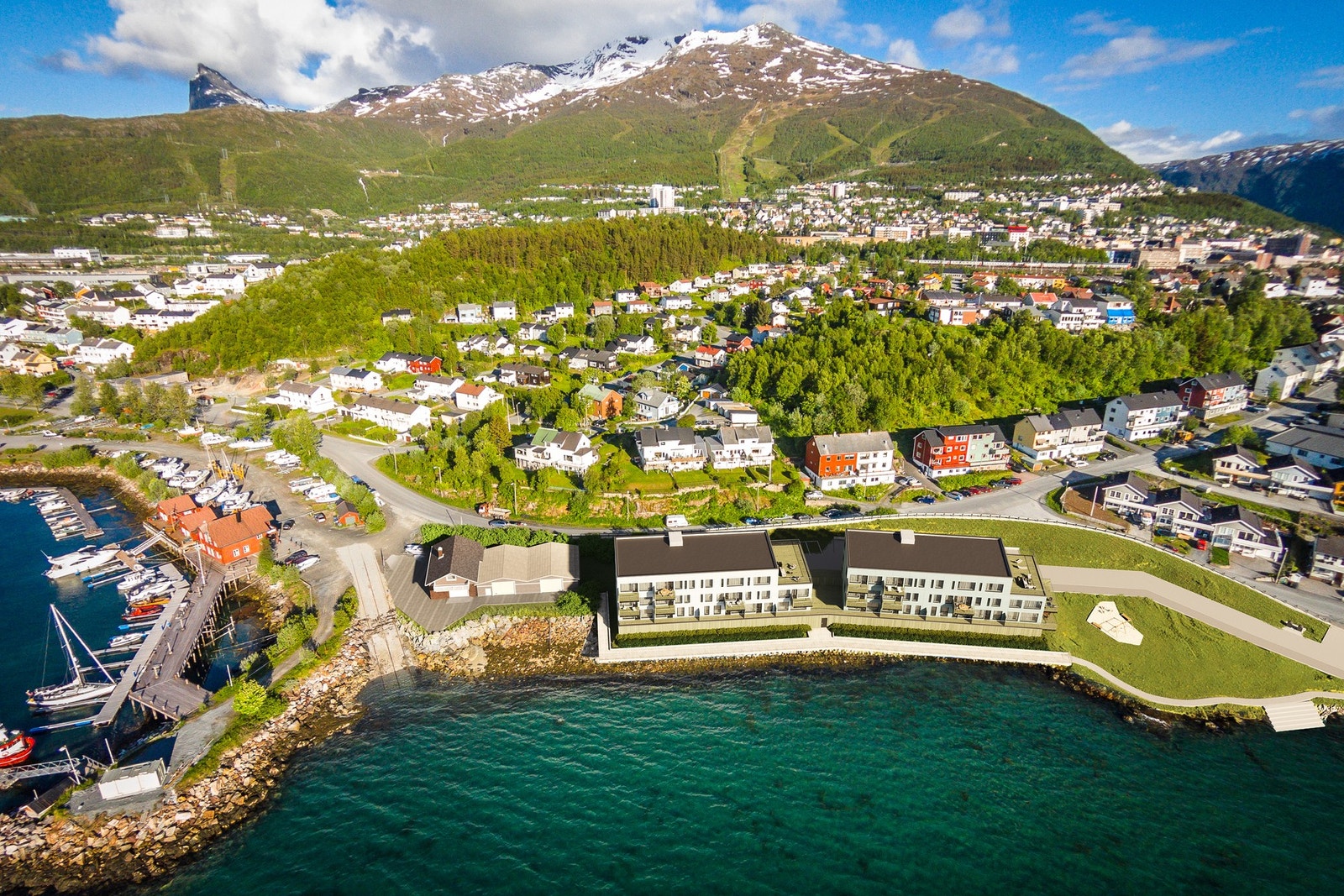 Vannkanten - et boligkompleks som gir en følelse av å være i ett med naturen. Havet som strekker seg ut foran Vannkanten, gir ikke bare et vakkert syn, men også en følelse av ro og frihet. Galleribilde