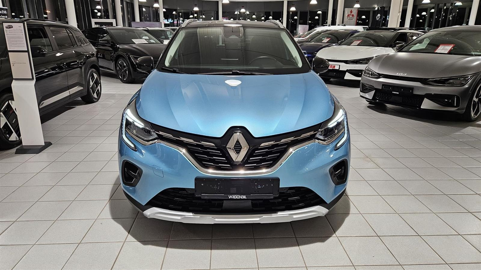 Renault Captur E-TECH PHEV Intens BOSE, App, Forvarming, Varme ratt 2
