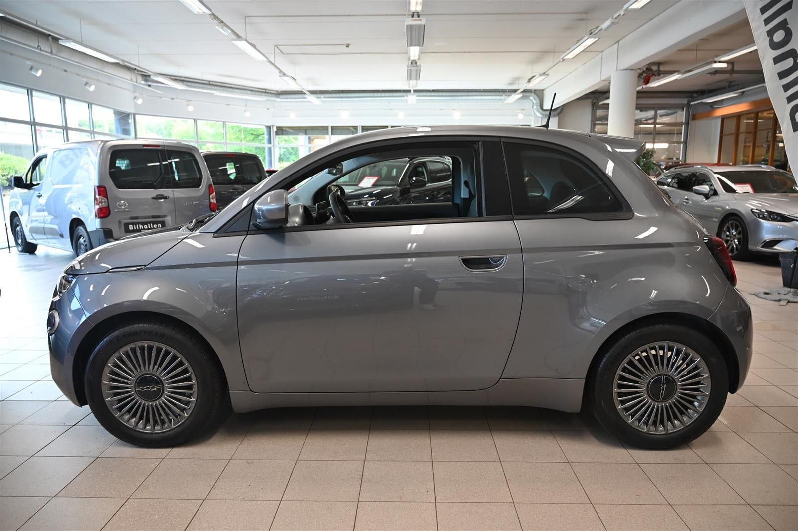 Fiat 500 Elektrisk ICON - Norsk 320 km WLTP 2