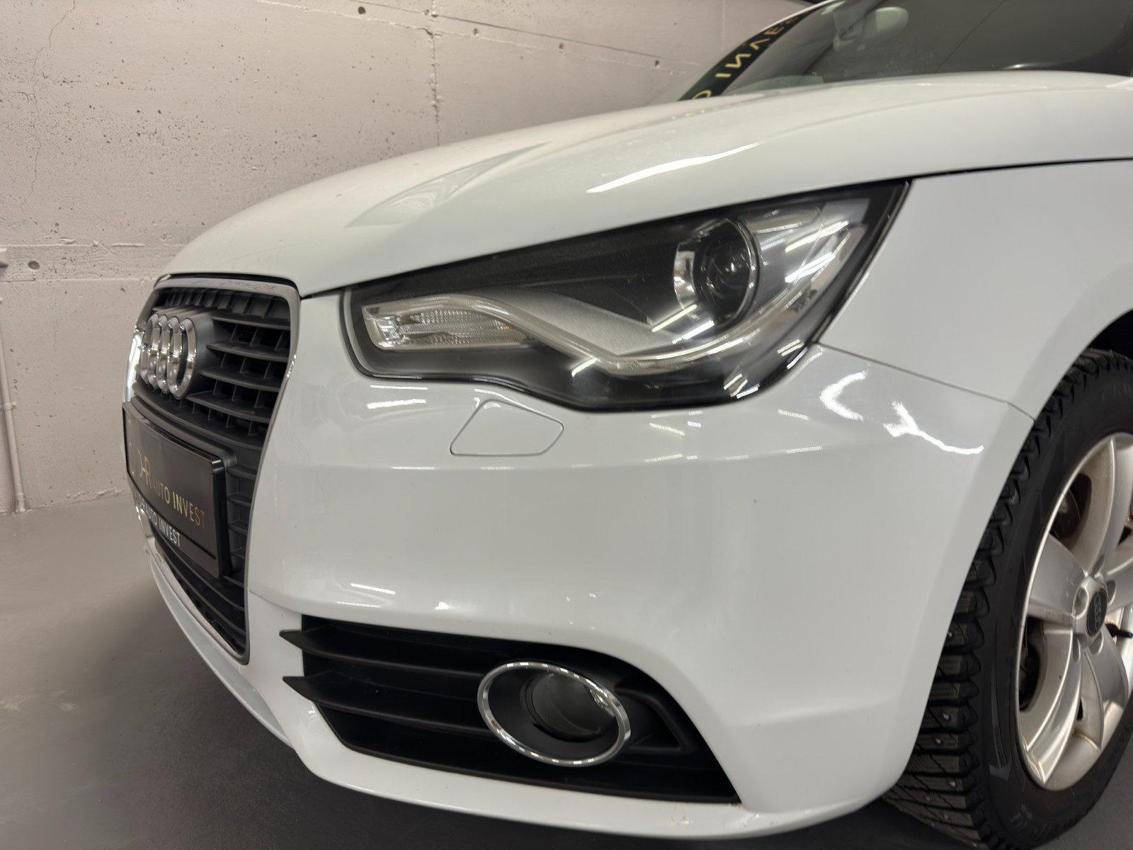 Audi A1 122 hk / 17" / LED / Delskinn / Xenon / Garanti / EU 3