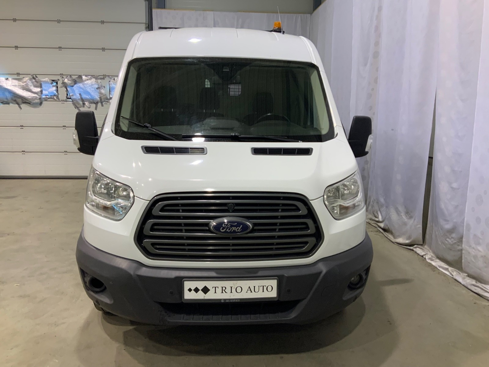 Ford Transit 125hk/4x4/S+V Dekk/Krok/R-kamera/Multifunk/Webasto 2