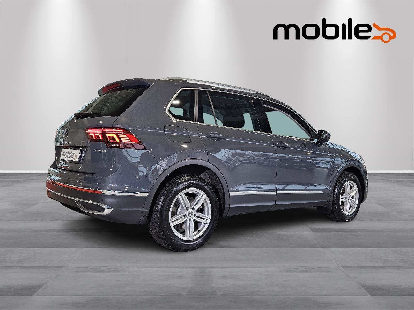 Volkswagen Tiguan 1,4 eHybrid 245hk Elegance Adaptiv Cruise, Rattvarme 3