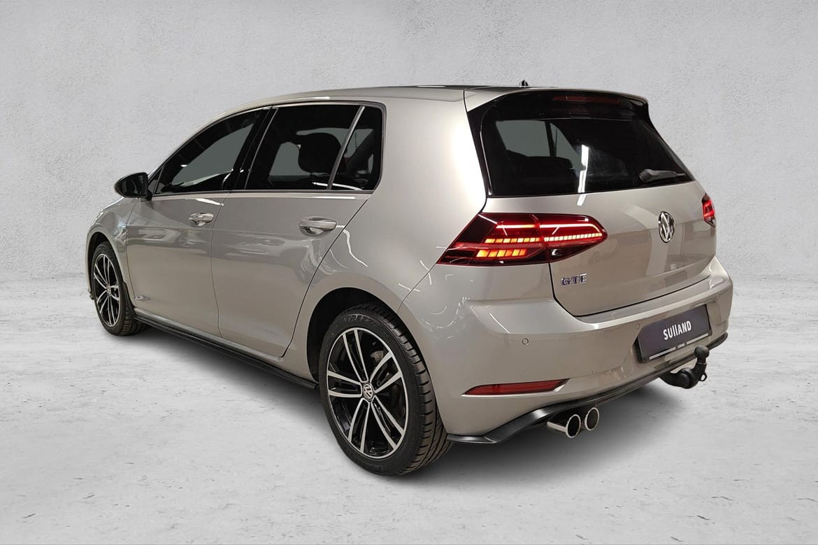 Volkswagen Golf GTE 204HK I CarPlay I Krok I Inntil 50km på strøm! 3