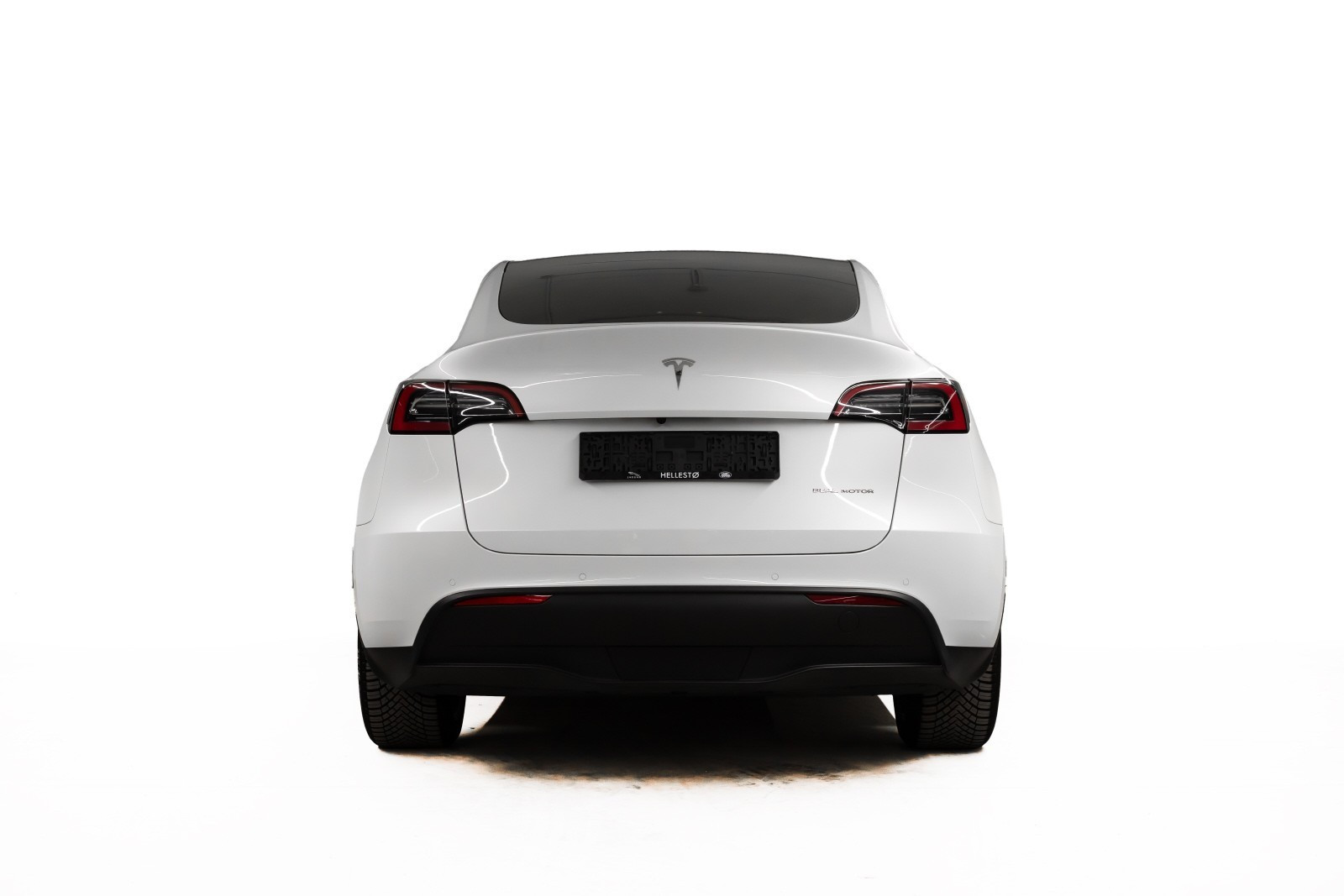 Tesla Model Y Long Range AWD 2