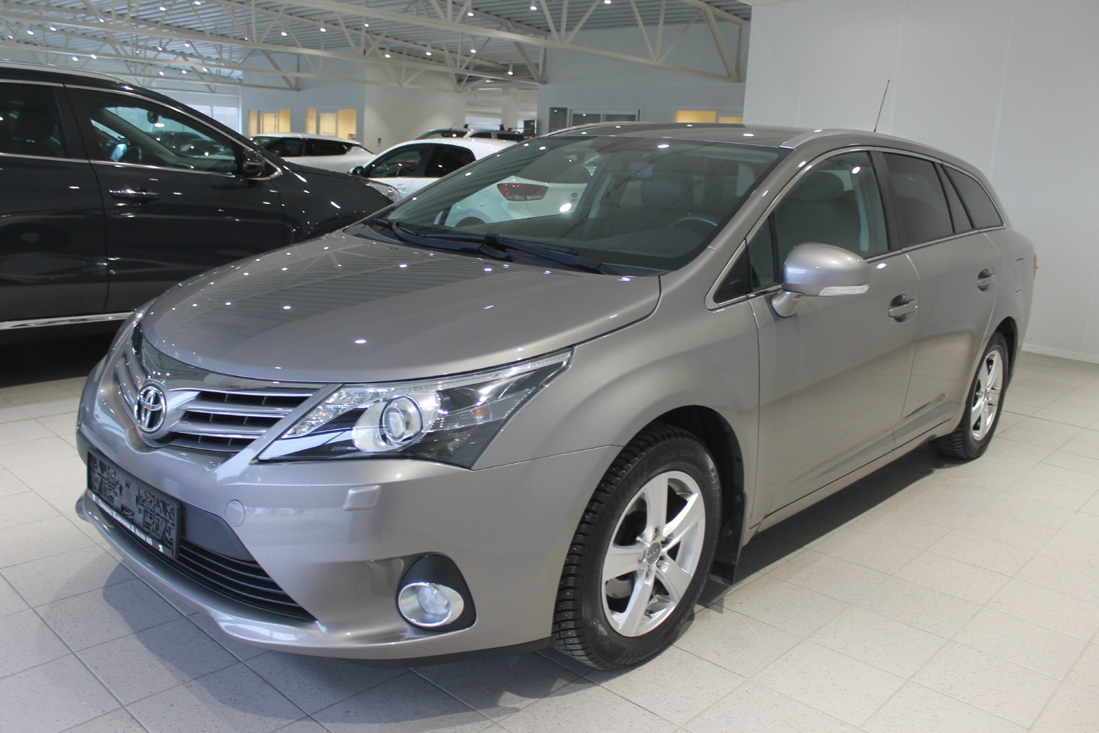 Toyota Avensis Touring Sports 1,8 Active M-drive 7S 3