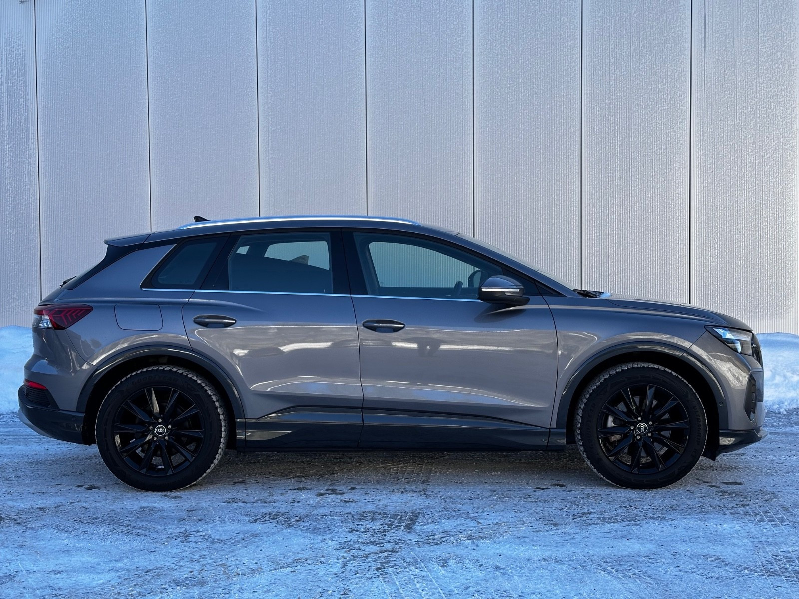 Audi Q4 e-tron Q4 40 e-tron - LAV KM | Keyless | Navi | Rkam | V.pumpe 3