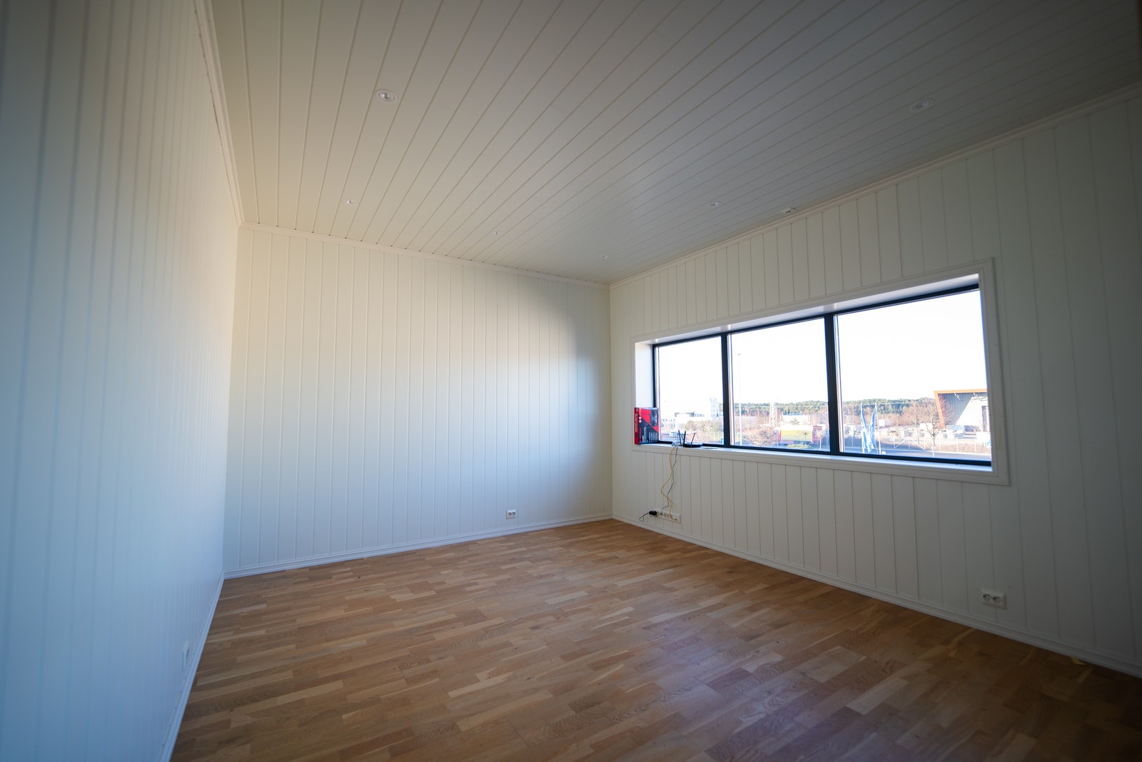 Støtte/hjørnekontor på mesanin Galleribilde