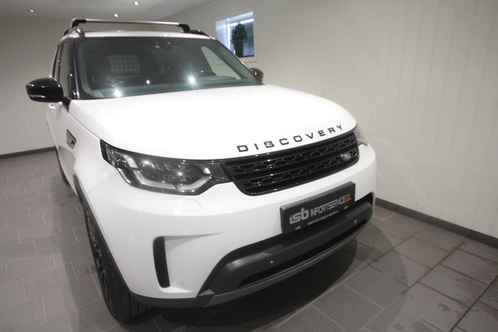 Land Rover Discovery 3.0 TD6 HSE 258HK WEBASTO KROK 21" LUFT MERIDIAN PANO++ 3