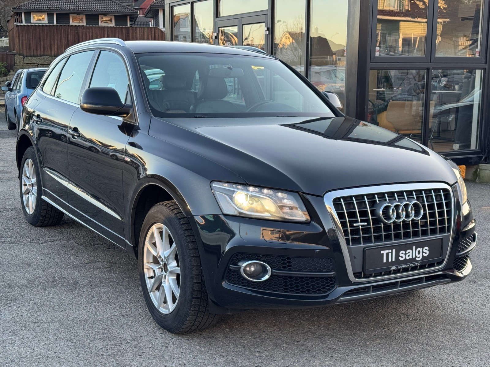 Audi Q5 2.0D 170HK QUATTRO AUTOMAT / S-LINE / SKINN / KROK 3
