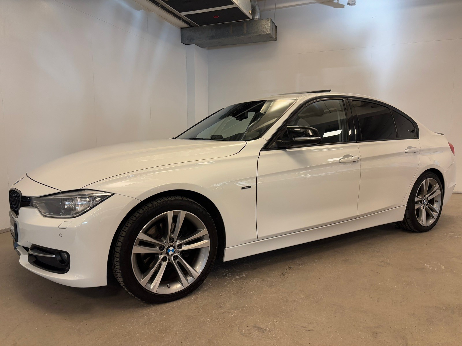 BMW 3-serie 320D 184HK Godt utstyrt! m/ Adaptiv, HUD, H/K, NY EU+++ 3