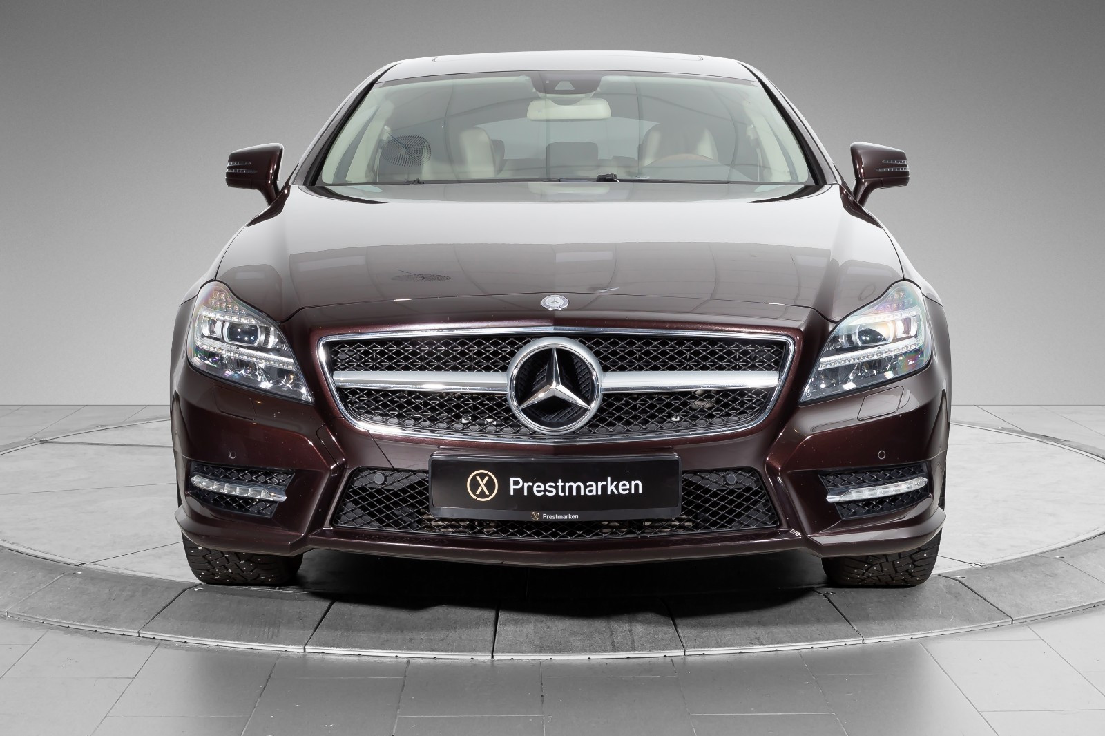 Mercedes-Benz CLS 350 CDI 4Matic Shooting Brake AMG Soltak Skinn AirMatic 3