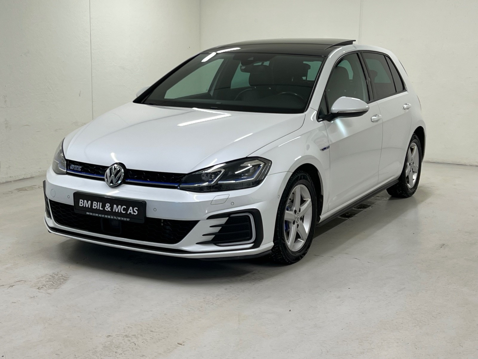 Volkswagen Golf GTE,-ACC-,Facelift-Ryggekam-Navi-Carnet-Keyless-Garanti 2