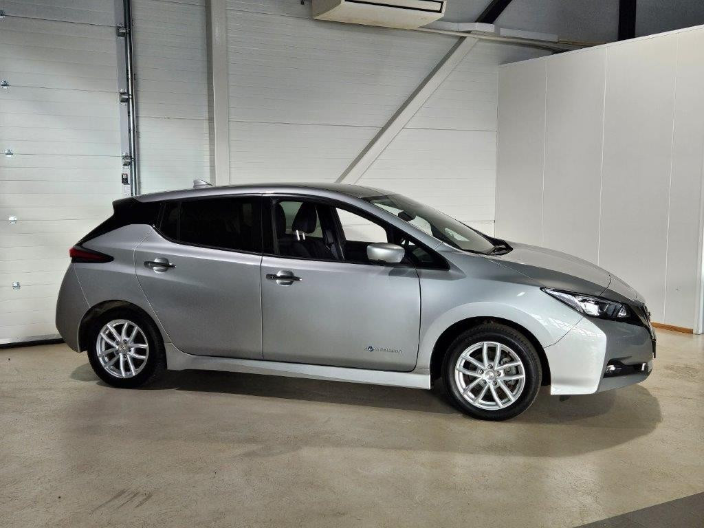 Nissan Leaf 40kWh N-Connecta / ACC / NAVI / 360° KAMERA / RATTVARME 3