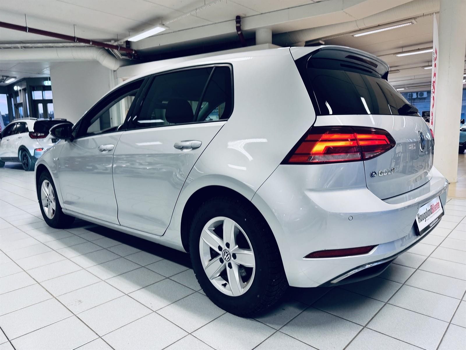 Volkswagen Golf 136HK, Ryggekamera, Adaptive cruise, Keyless, Skiluke 3