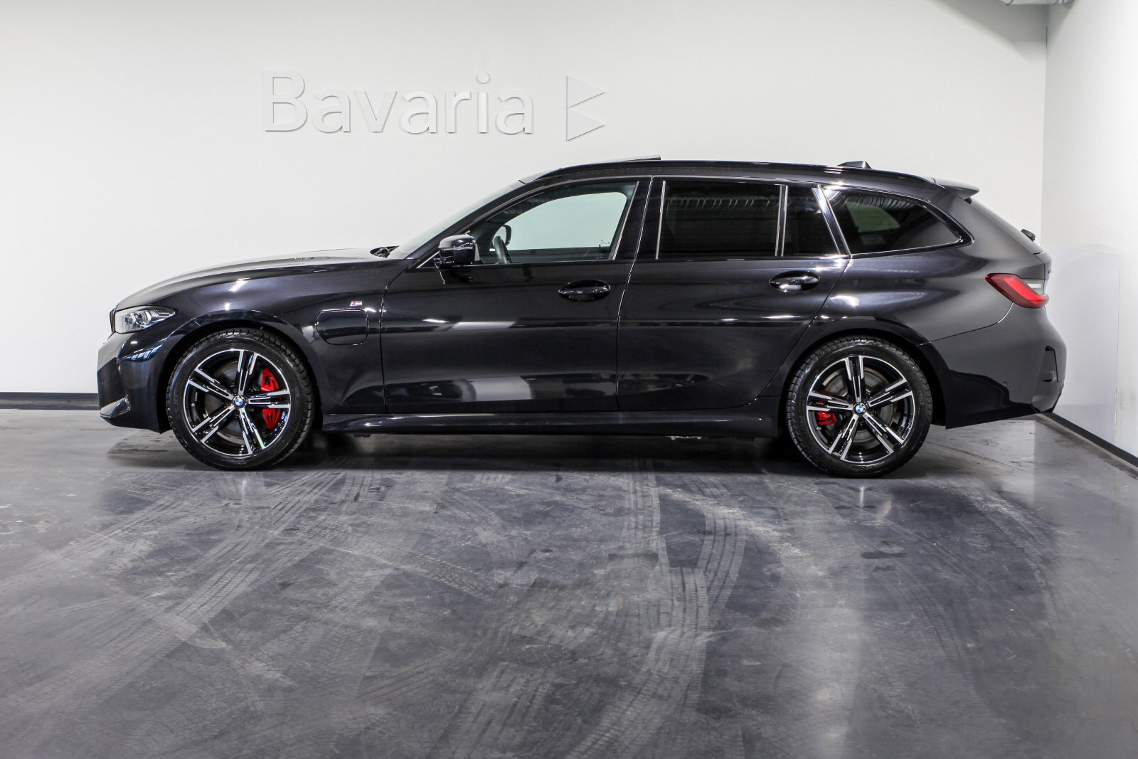 BMW 3-serie 330e xDrive eDrive M Sport Touring (K) M-Sport El Krok 2