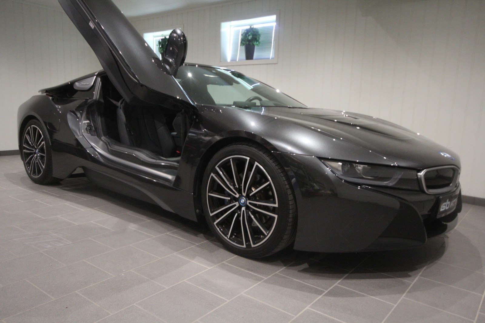 BMW i8 ROADSTER 374HK NORSK BIL "ALT UTSTYR" S+V-HJUL ++ 2