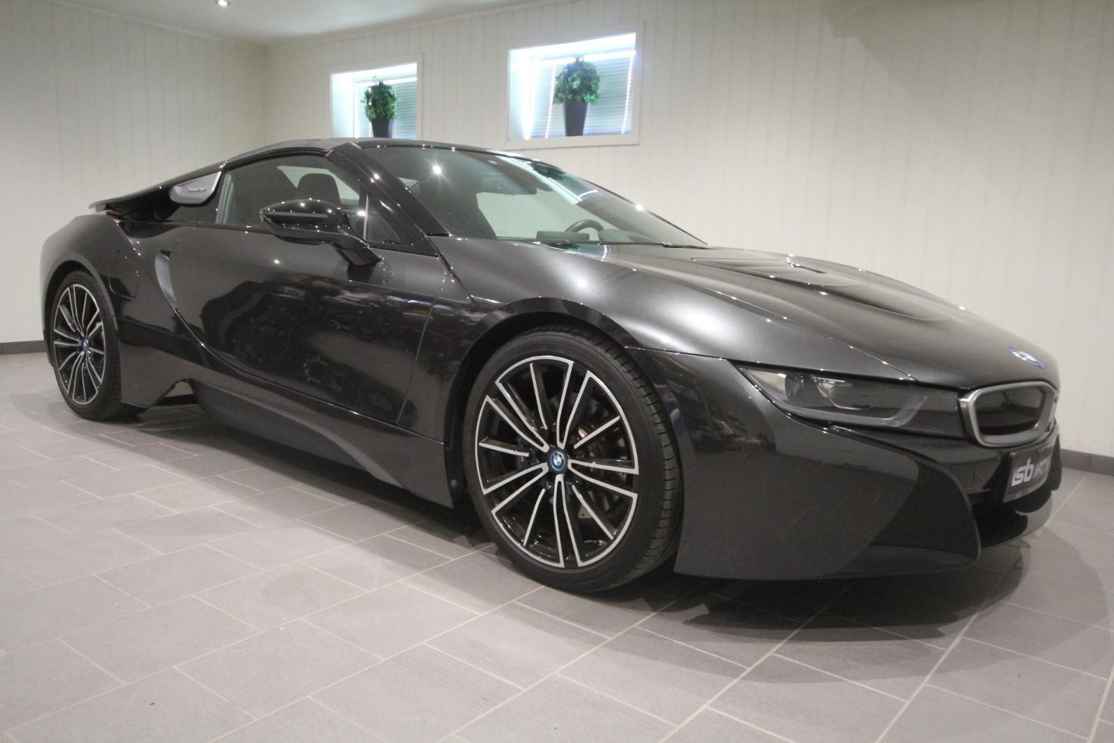 BMW i8 ROADSTER 374HK NORSK BIL "ALT UTSTYR" S+V-HJUL ++