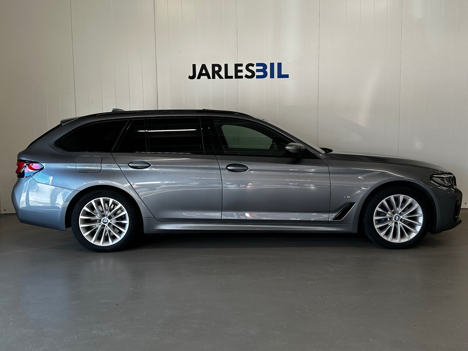 BMW 5-serie 530e xDrive Touring M-Sport ACC/LED/HUD/360/Pano/Krok/ 3